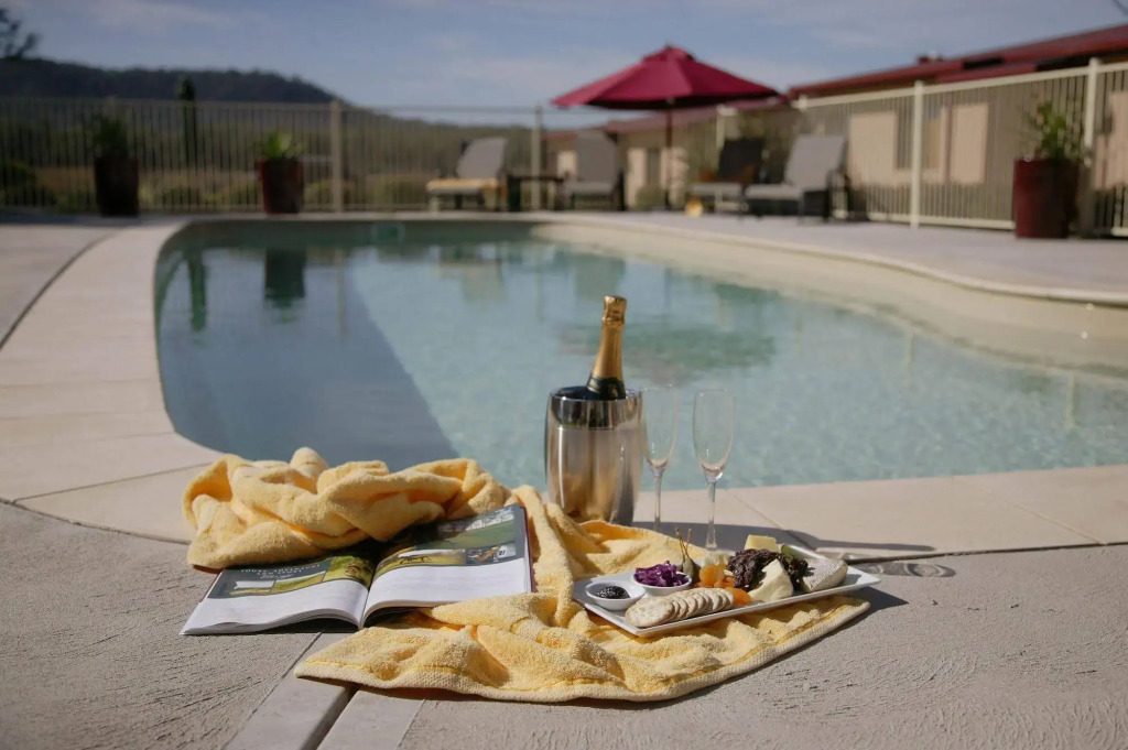Nightingale Villas