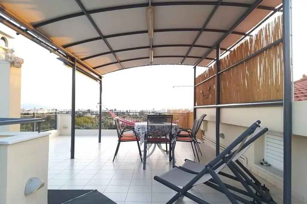 New independent loft, 360⁰ view, 5' beach/center