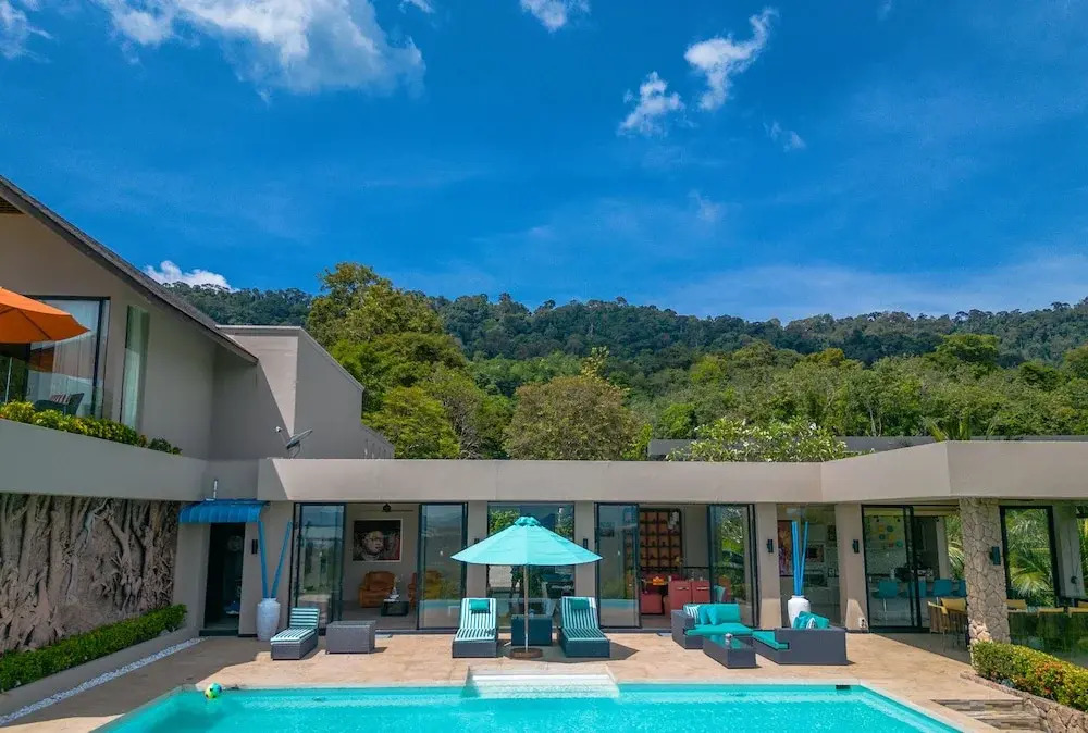 White Monkey Villa - Private Pool & Jacuzzi
