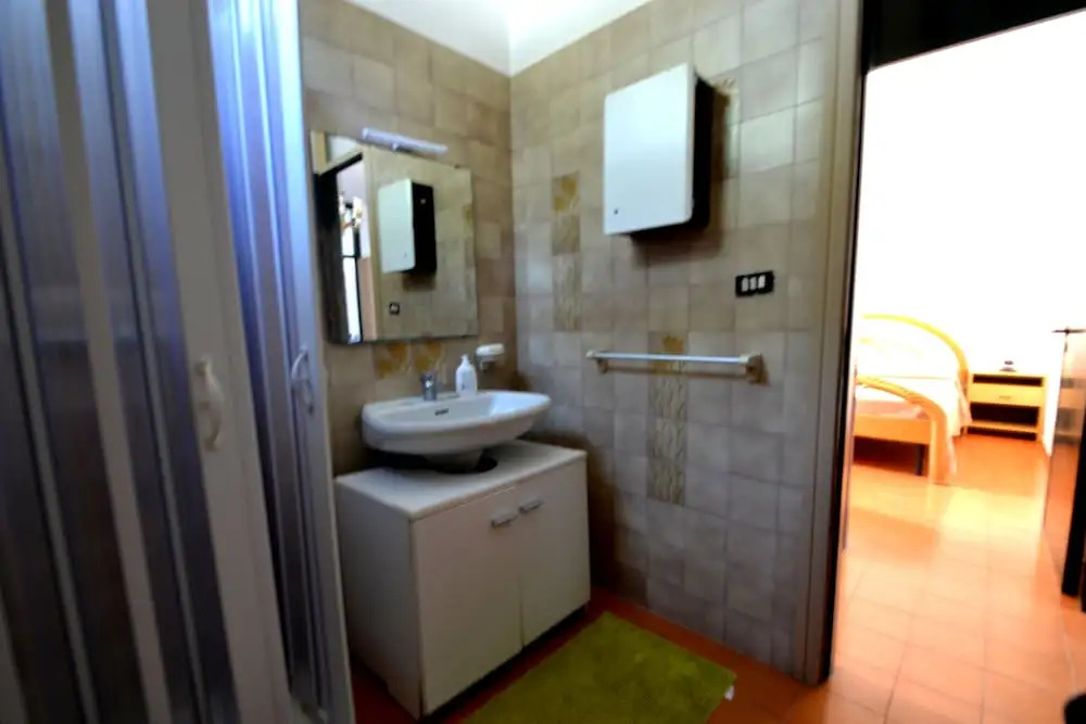 Comfortable Three-room Villa Located in Torre Dell'orso on the Ground Floor
