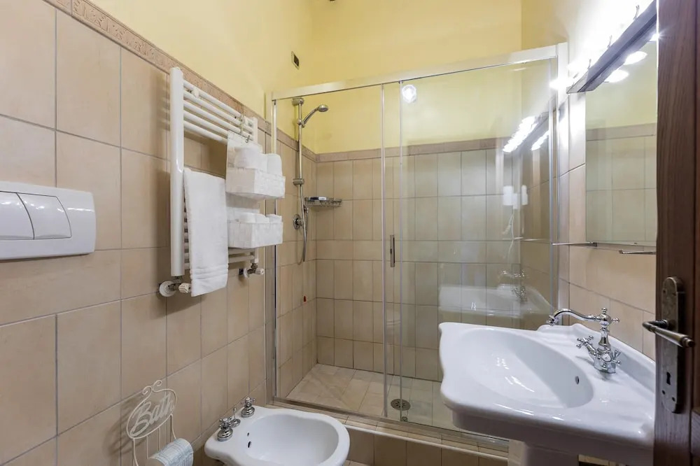 RESIDENZA COLLEFIORITO 26, Emma Villas