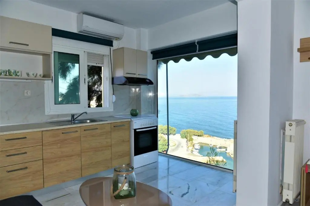 Emerald Apartment Halepa