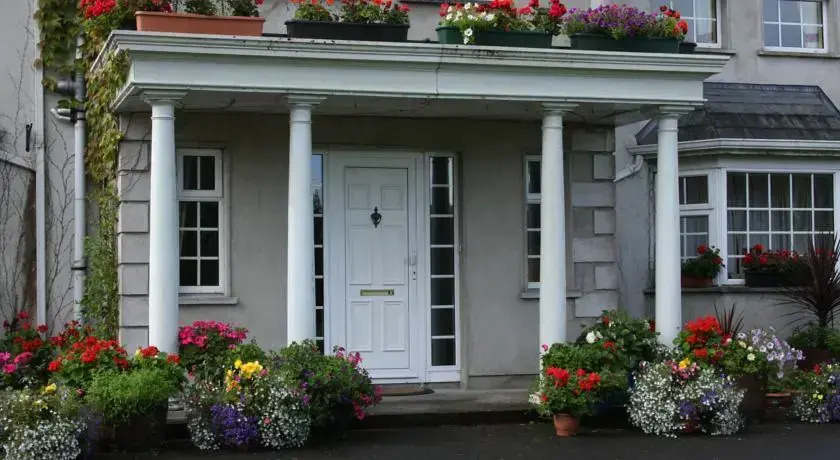 Connemara Country Lodge
