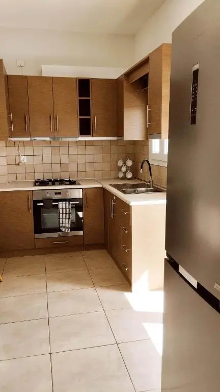 inas 2 bedroom apartment