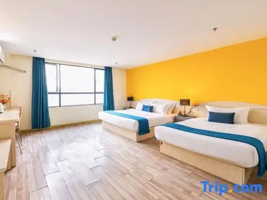Xicheng Business Chain Hotel (Shenzhen Xintangwei Subway Station Shuanglong Subway Station Branch)