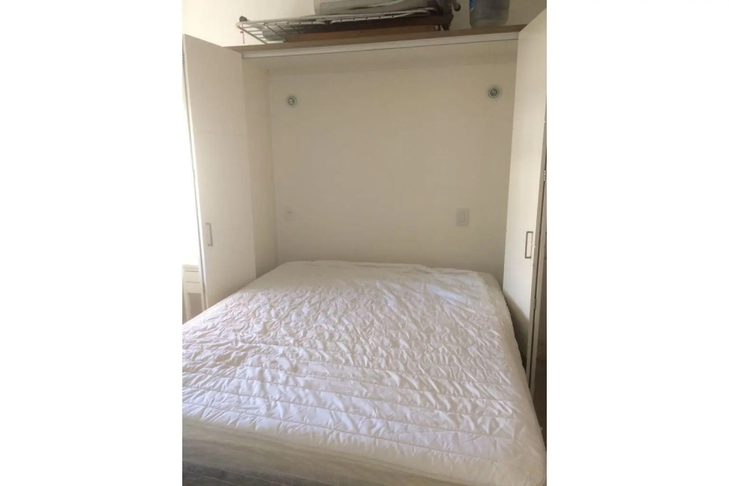 Top floor with balcony in Copacabana