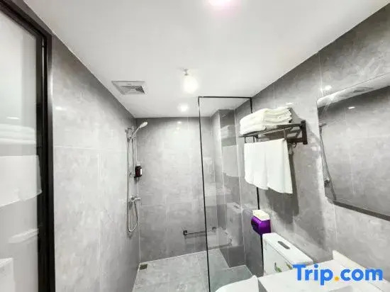 Unitour Hotel Chongqing Jiefangbei Pedestrian Street