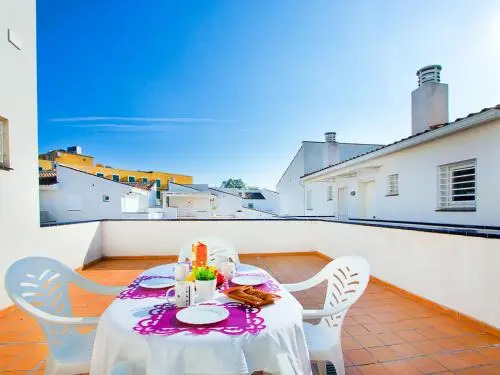 Apartment Platja de Roses-6 by Interhome