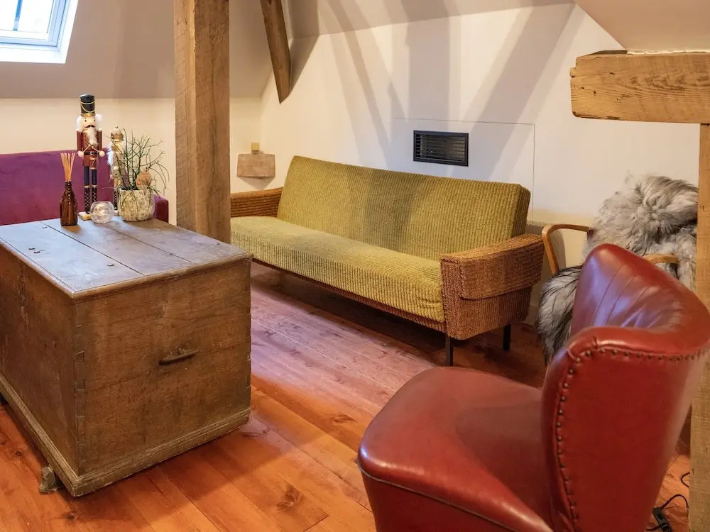 Picturesque Mansion With Garden in Tongeren