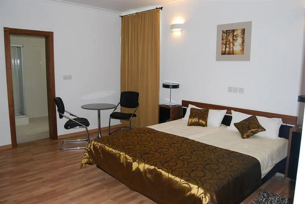 Pearl Court Residence & Hotels