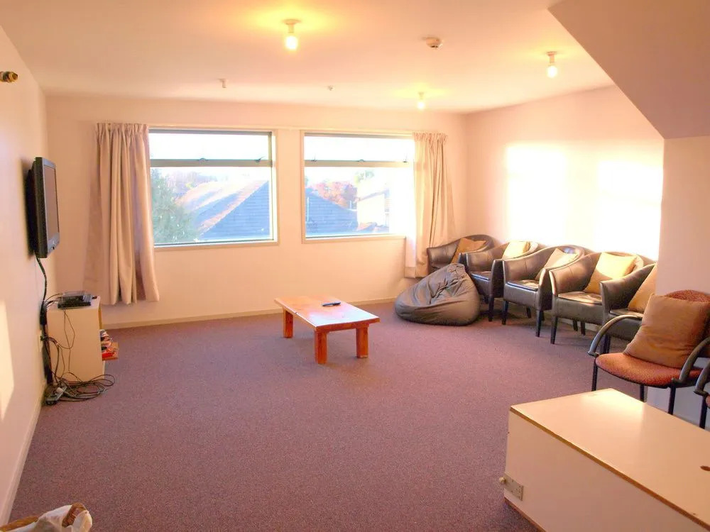 Kiwi House - Hostel