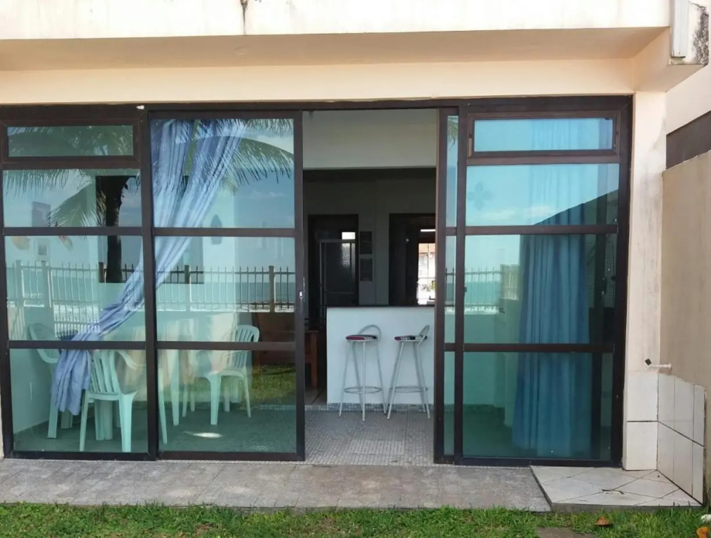 Casa na Praia Frente Mar 02