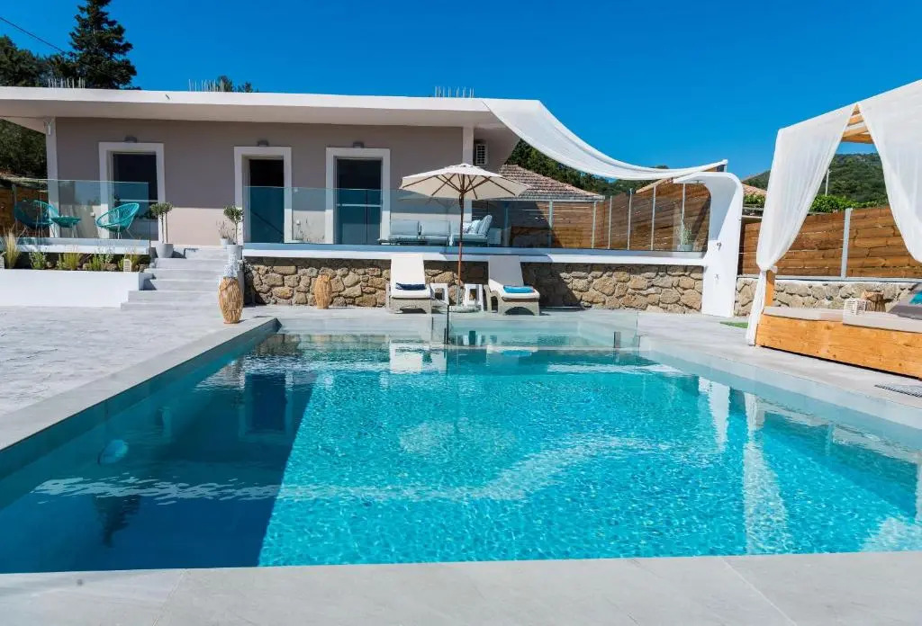 Anatoli Villa