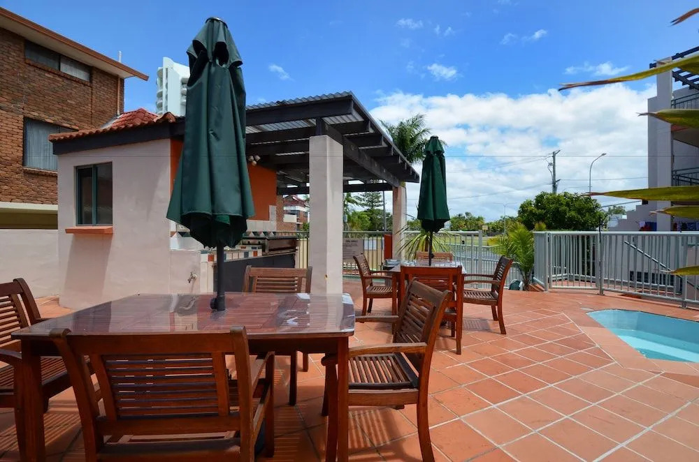 Santa Fe by the Broadwater