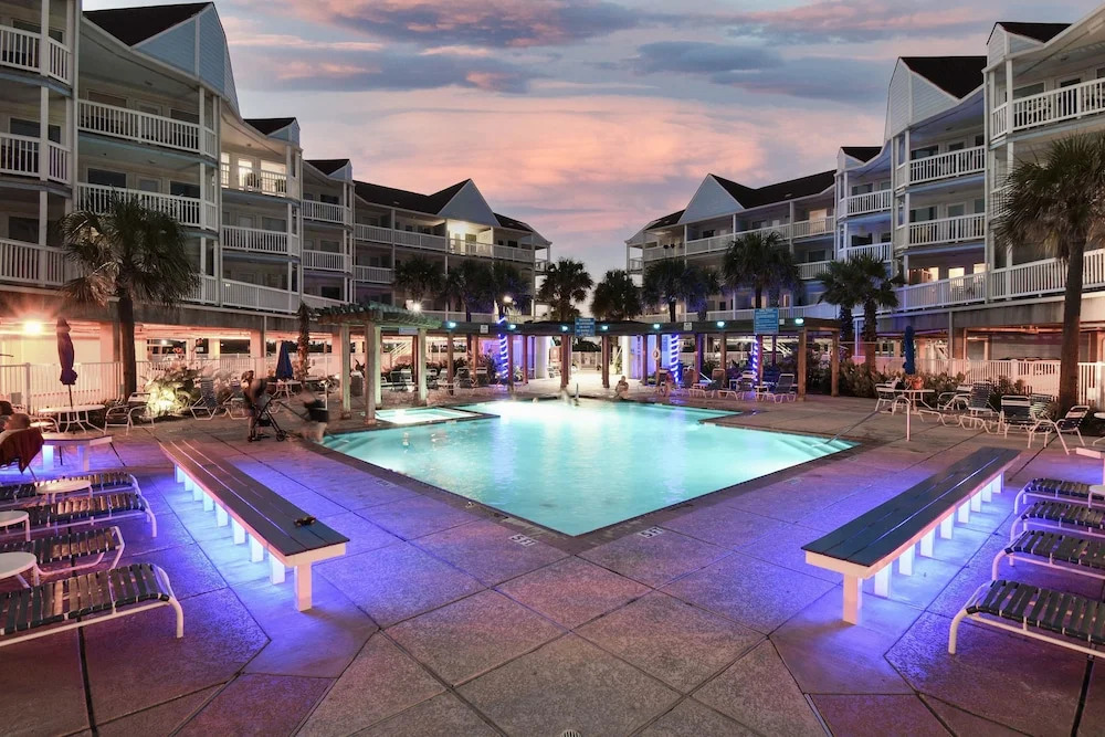 Seascape 1322 2 Bedroom Condo by RedAwning