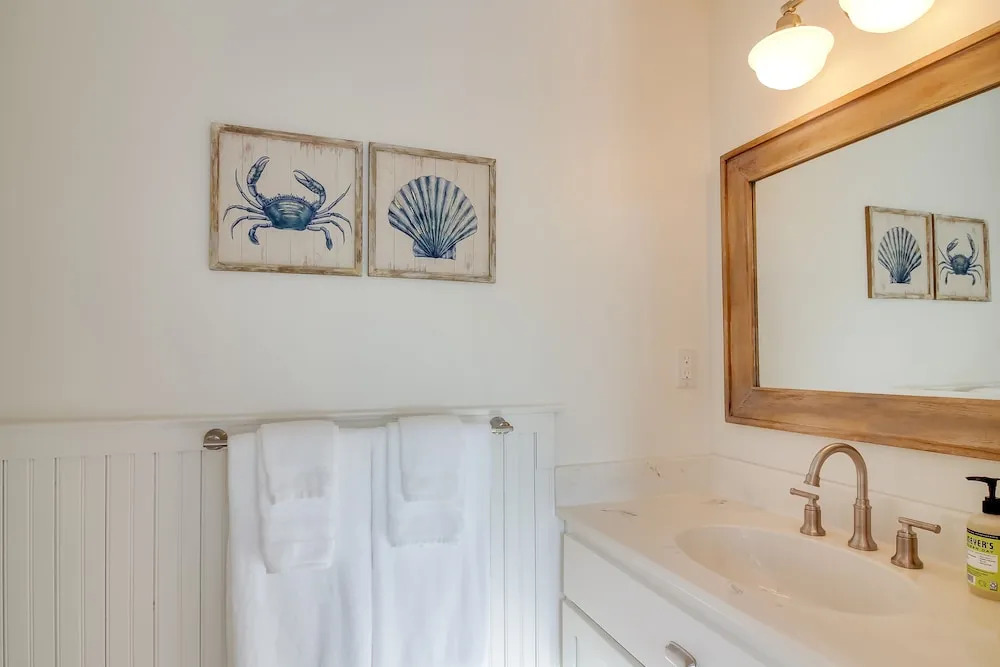 Scenic Bandon Vacation Rental w/ Beach Access!