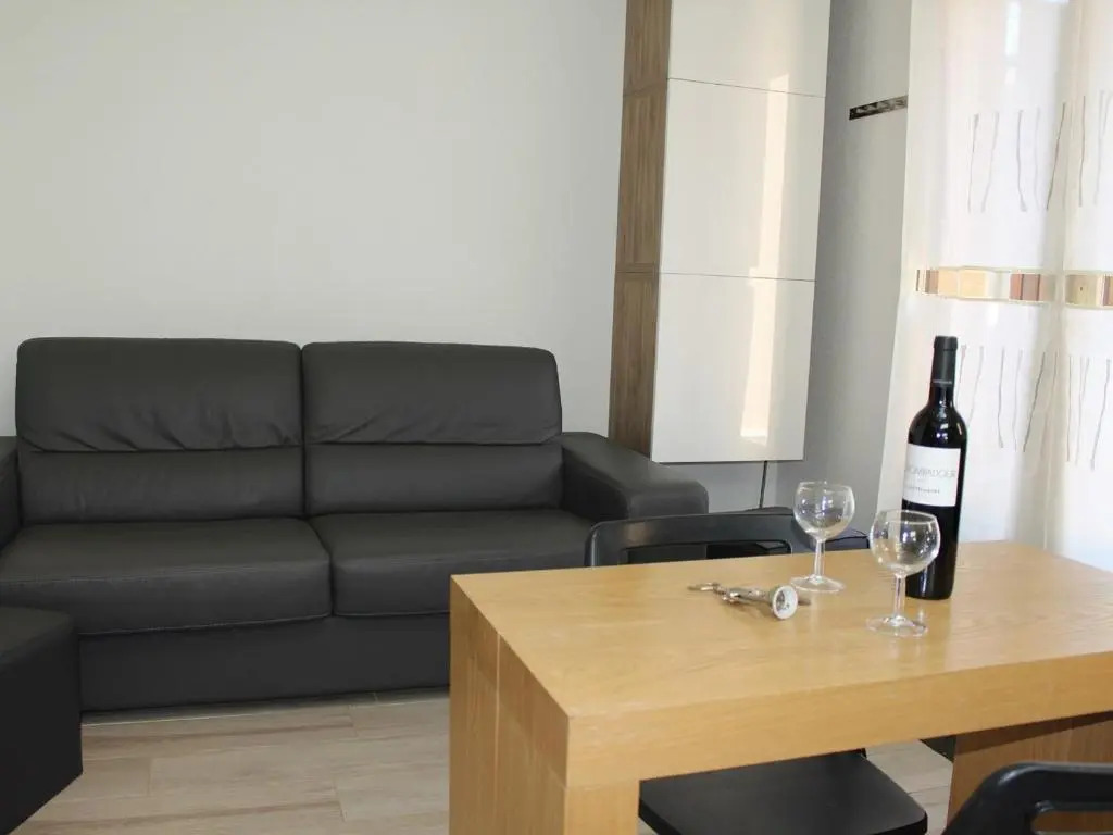 Maison avec terrasse, piscine, clim et parking - Gruissan - FR-1-229-779