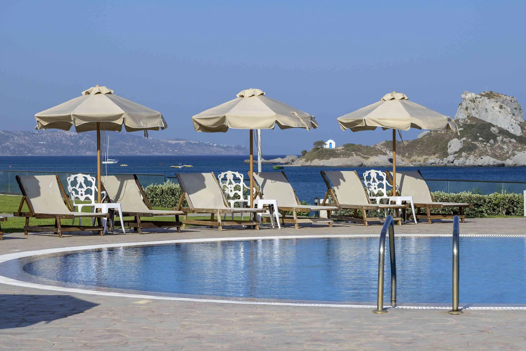 Royal Bay Suites