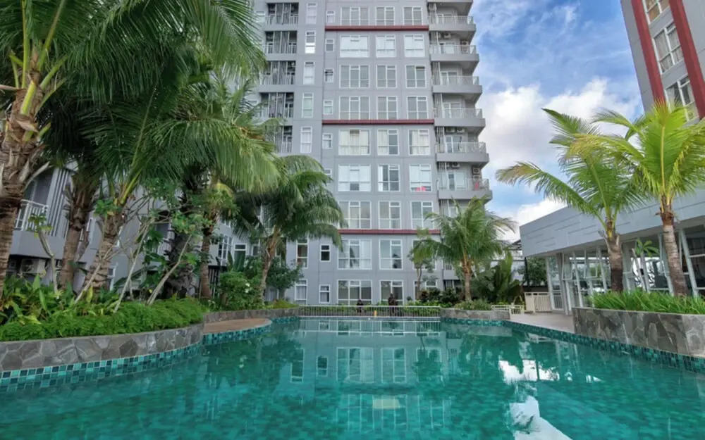 Luxurious 1BR at Vida View Makassar Apartment By Travelio