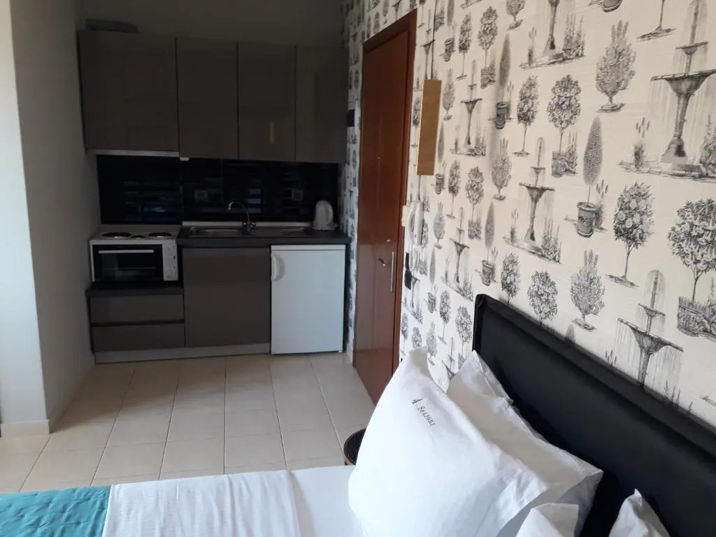 4 Seasons Luxury Apartments