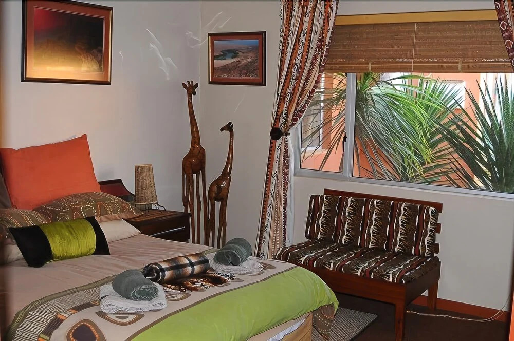 Bushbabies-Inn Self-Catering Accommodation