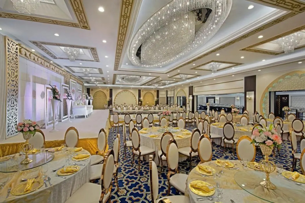 Отель Ezdan