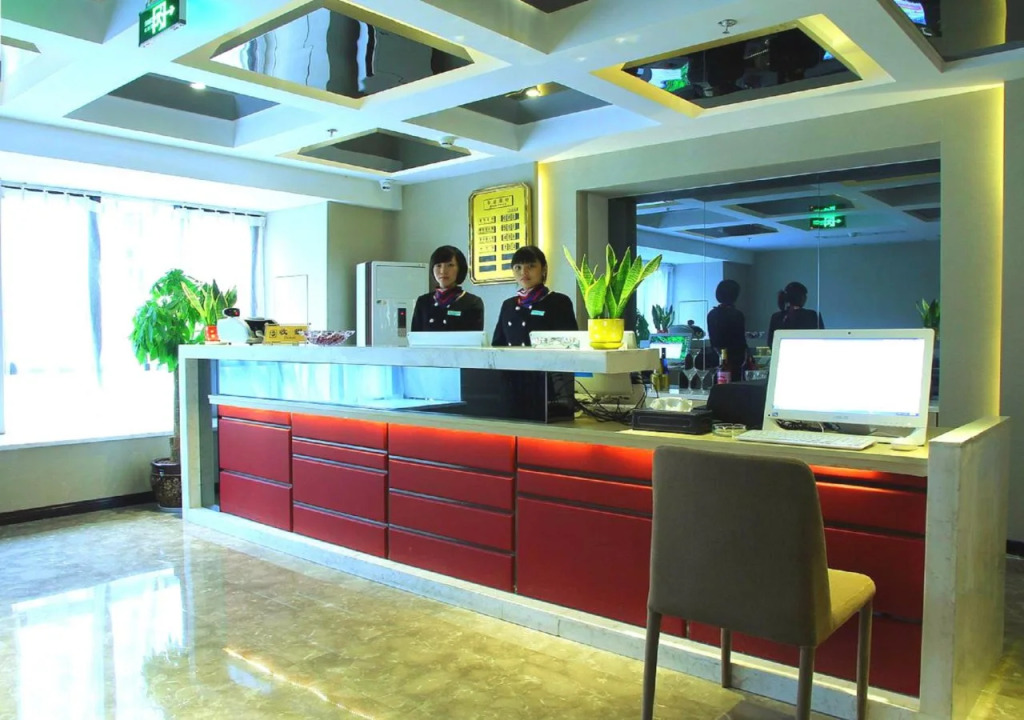 Neat Hotel