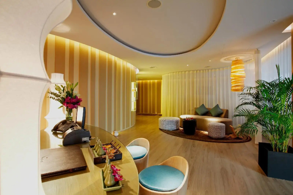 Centara Watergate Pavilion Hotel Bangkok