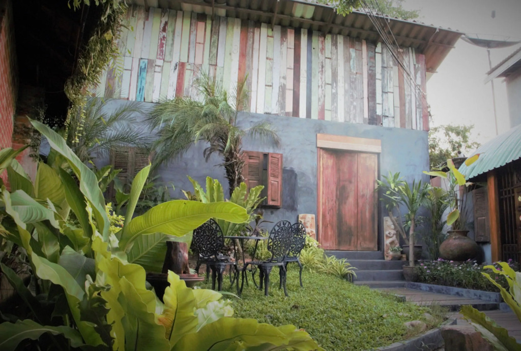 Baanplaidoi Resort