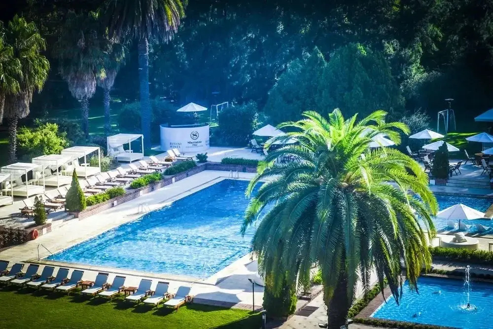 Sheraton Pilar Hotel & Convention Center