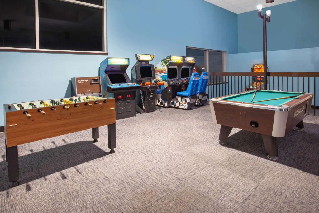 Days Inn & Suites by Wyndham Grand Rapids Near Downtown