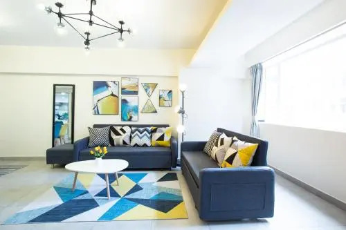 Large 110sqm 3 bedroom 2 min from MTR