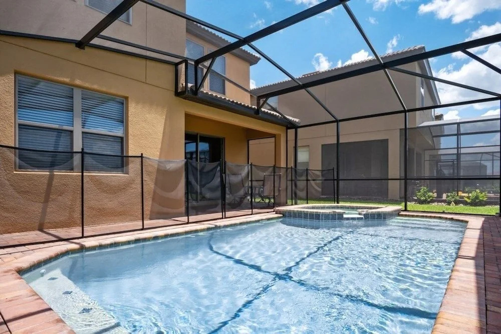 Spacious 5bd Pool Hm W/ Spa, Wifi-solterra 5441 5 Bedroom Home