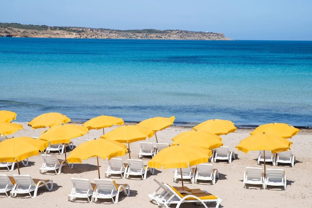 Merill Pool and Sea Charming Apart 1