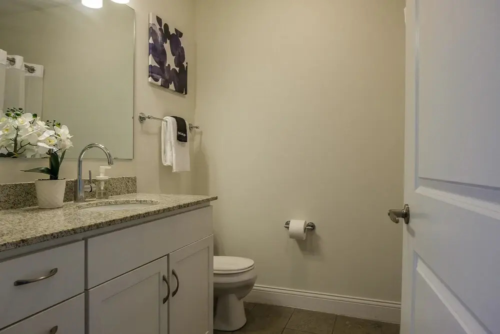 FRONTDESK Penn Street Tower Apts Downtown Indy