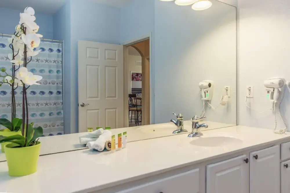 Vista Cay Standard 3 Bedroom Condo 3111