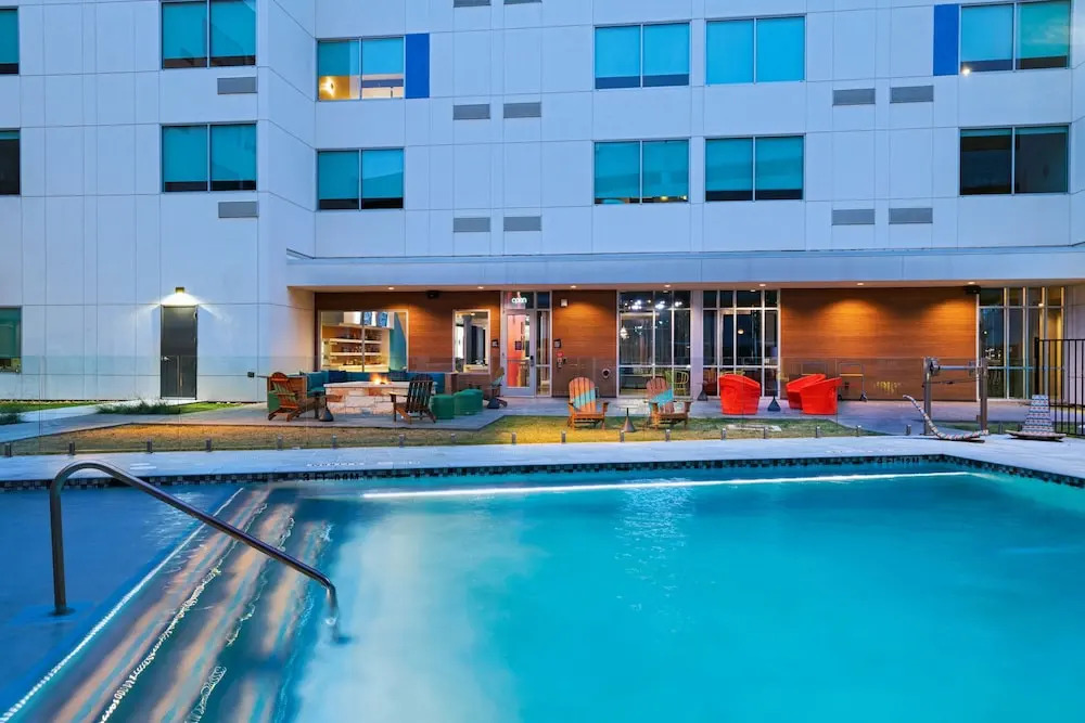 Aloft by Marriott Austin Southwest