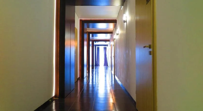 Hotel One