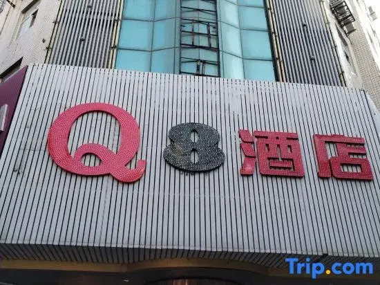 Q8 Hotel