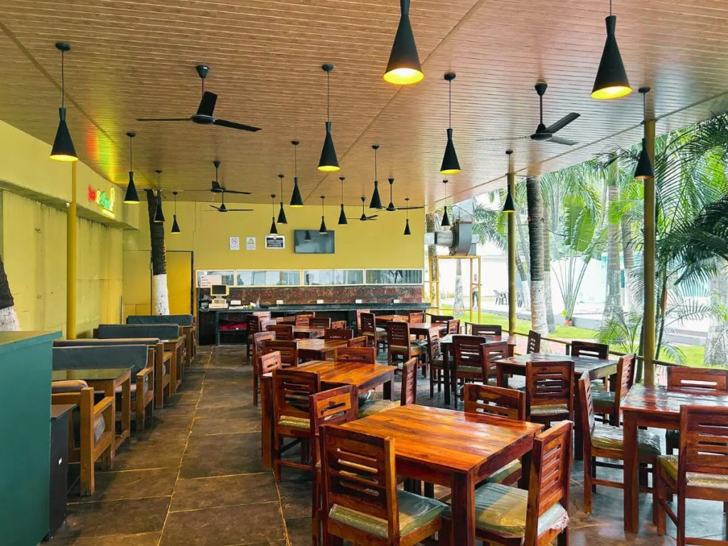 FabHotel Bay Breeze - 800M From Morjim Beach