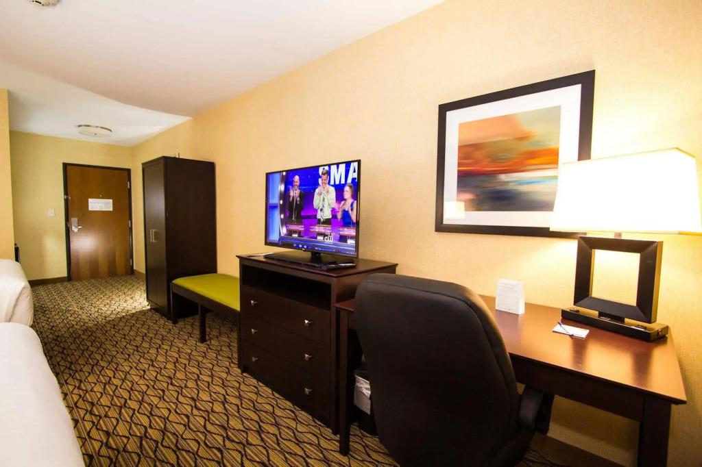 Holiday Inn Express Bordentown - Trenton South by IHG