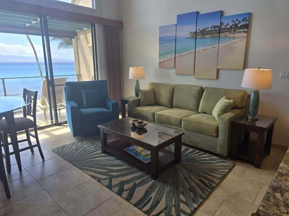Napili Point Oceanfront Family Loft - Unit C4 1 Bedroom Condo