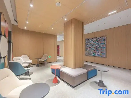 Rujia YUNIK Esports Hotel (Jinan Changqing University City Branch)