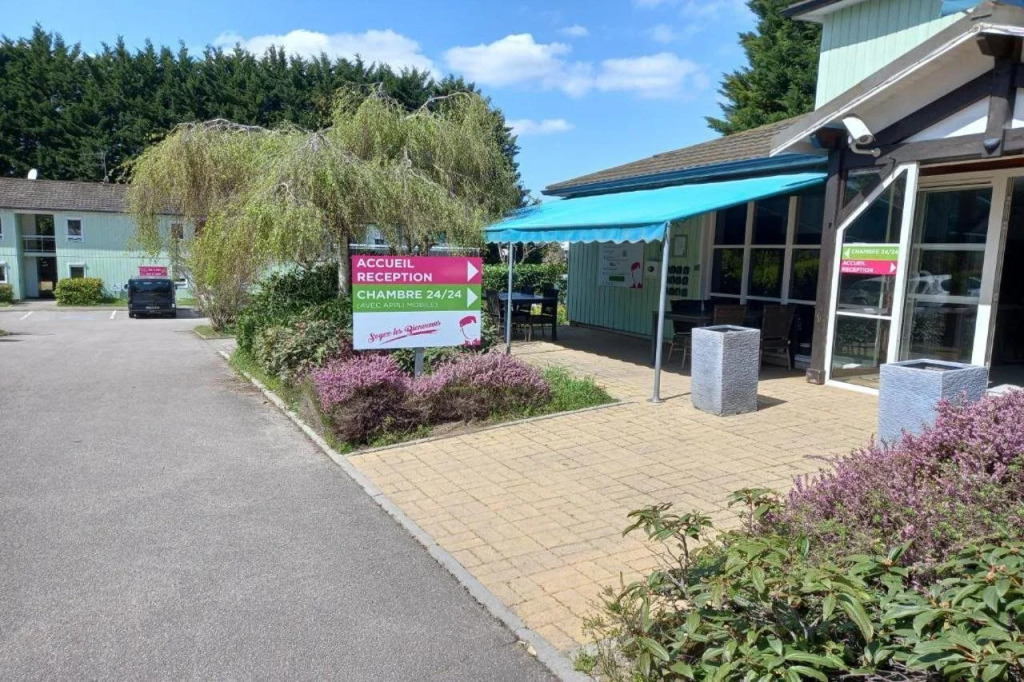 Brit Hôtel Essentiel Limoges Nord Calme, Parking gratuit, accès rapide A20