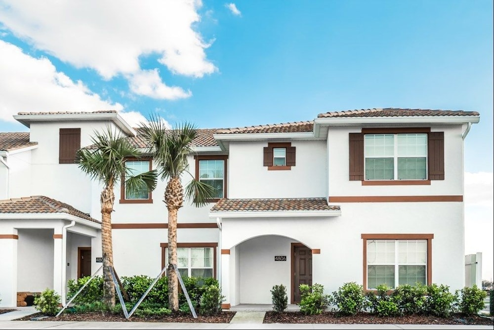 Storey Lake 4806 - Five Bedroom Townhome with Private Pool
