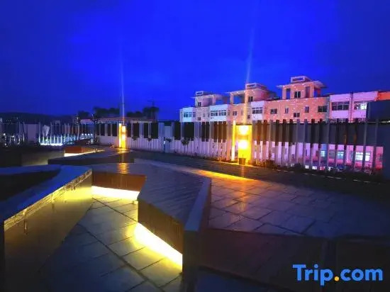 Jingning Dongcheng Hotel