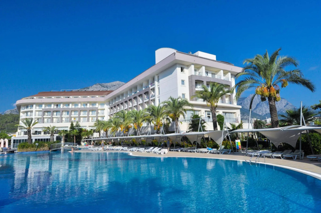 DoubleTree by Hilton Antalya-Kemer All-Inclusive Resort