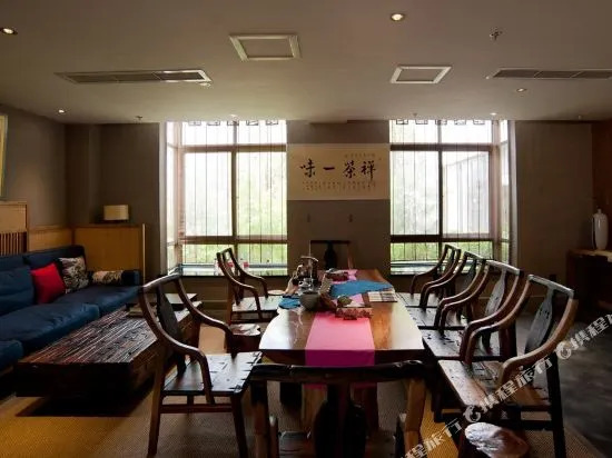 Wine Occasion Boutique Hotel