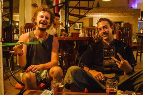 Pomme Hostel Restaurant & Bar - Private Sleeping Cabins