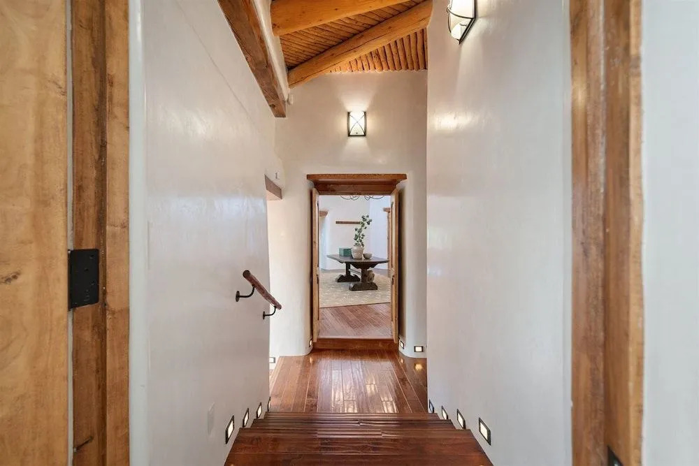 Ranchitos - Private Luxury Home With Swimming Pool